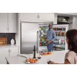 Frigidaire Combo gemelas de refrigerador y congelador con trim kit FPRU19/FPFU19